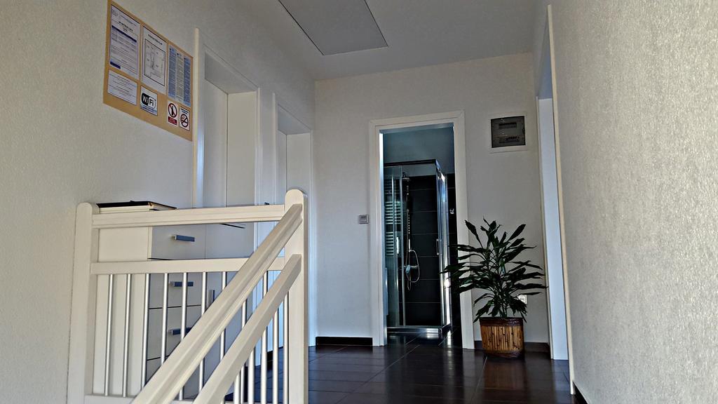 Apartment Lipa Irinovac Quarto foto