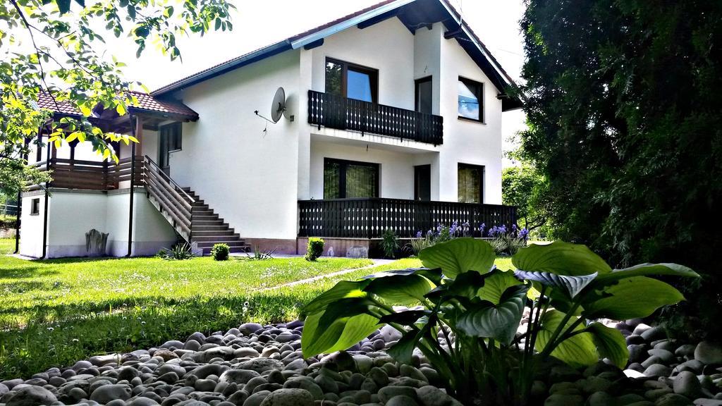 Apartment Lipa Irinovac Quarto foto